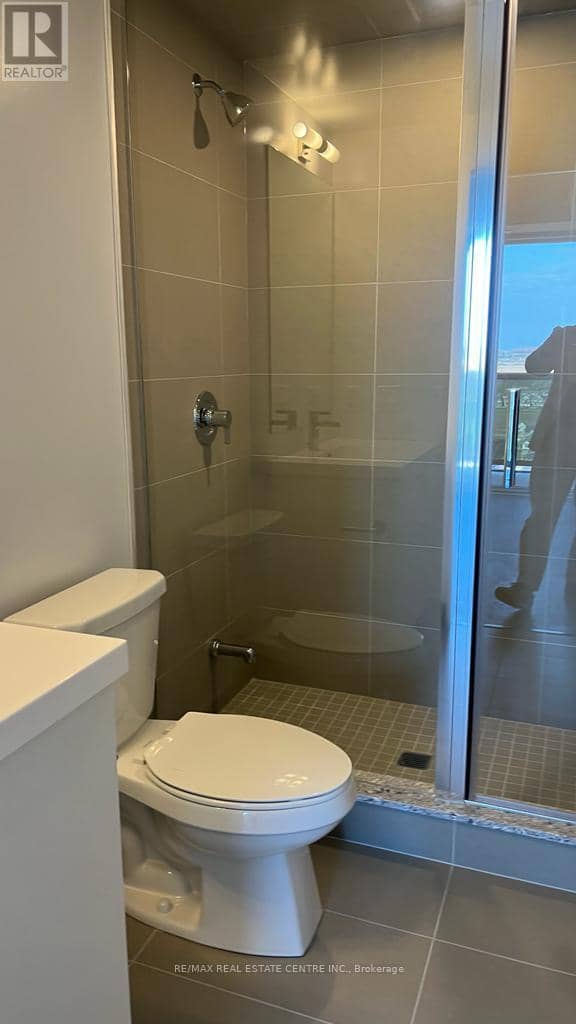 2115 - 2550 Simcoe Street — photo 16 of 21