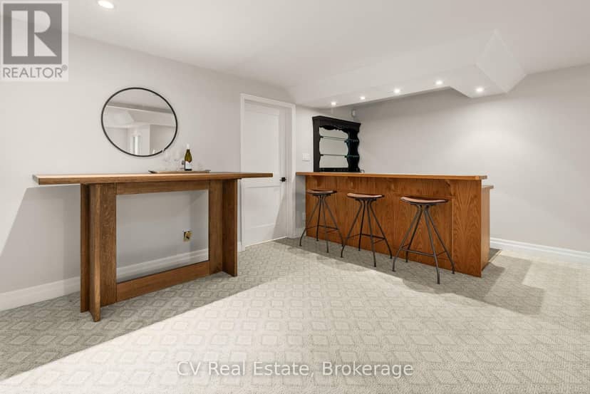 595530 4th Line — photo 37 of 40
