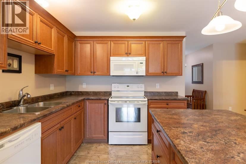 11123 Snowcrest Street — photo 17 of 34