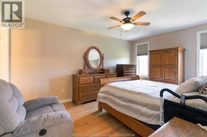 11123 Snowcrest Street — photo 9 of 34