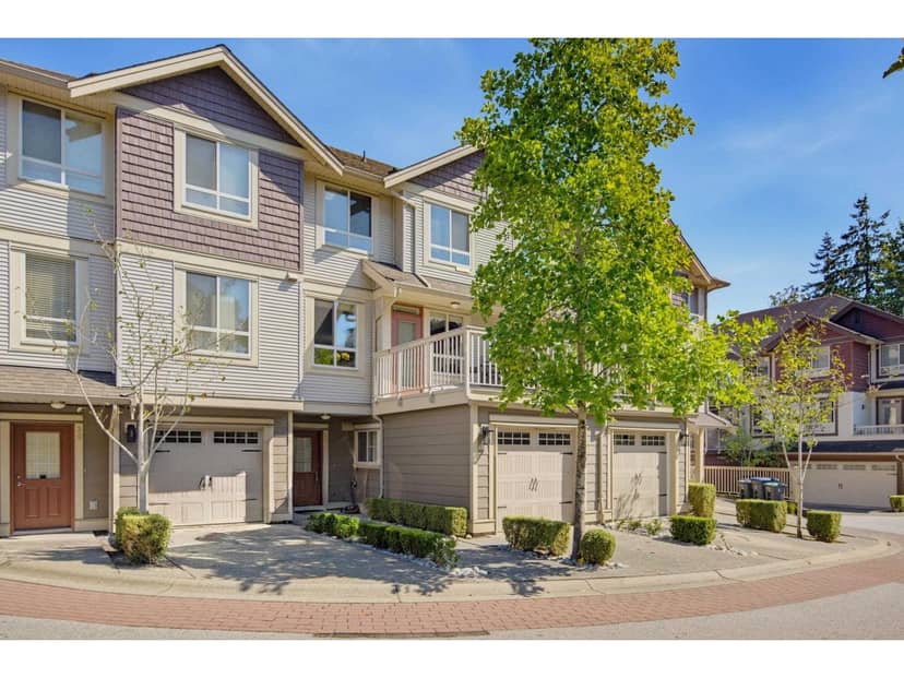 29 19560 68 AVENUE, Surrey, photo 2