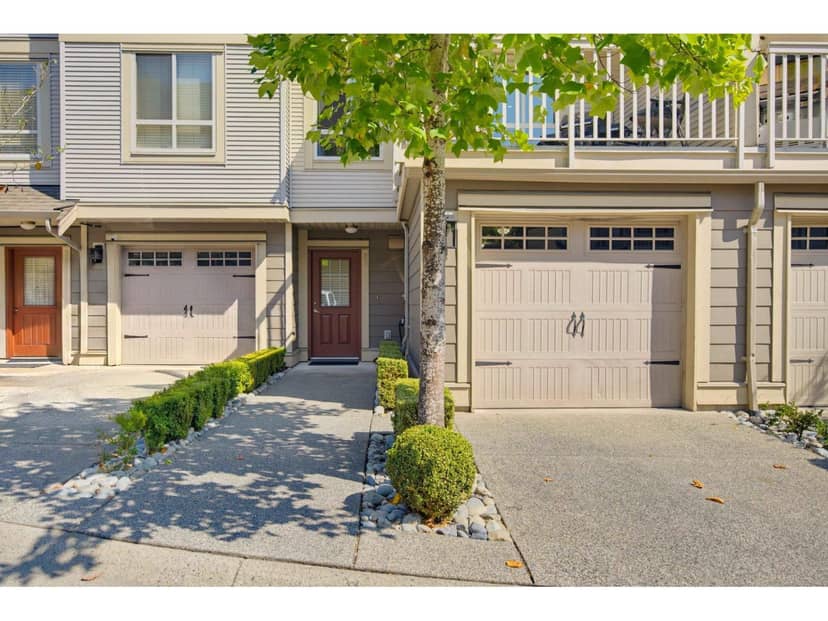 29 19560 68 AVENUE, Surrey, photo 3