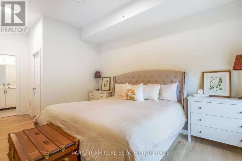 224 - 121 Mary Street — photo 17 of 35