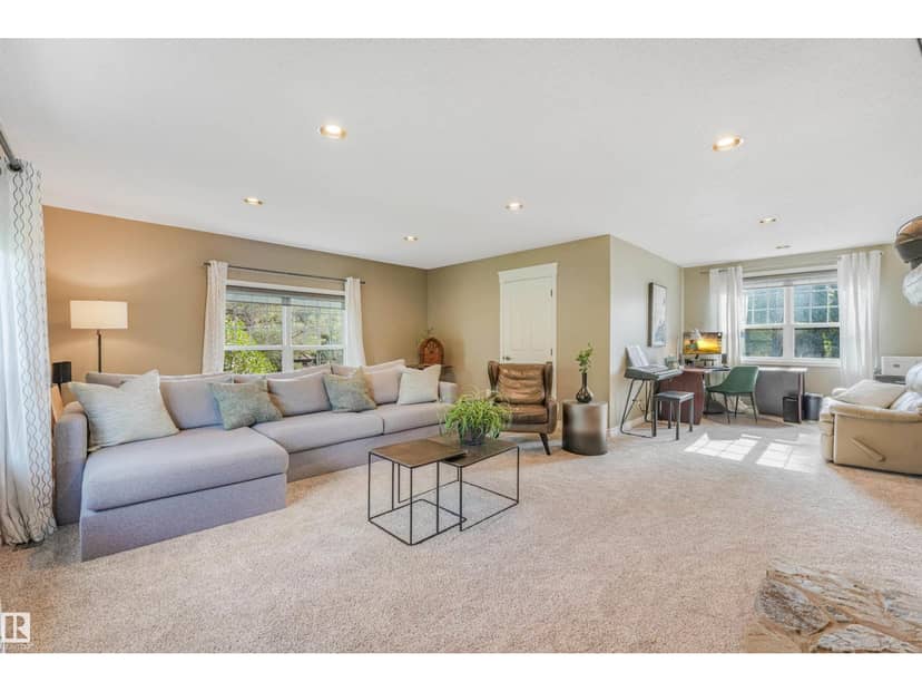 110 Weaver Dr NW — photo 39 of 40