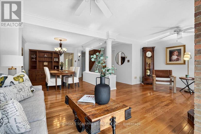52 Sunvale Place — photo 7 of 39