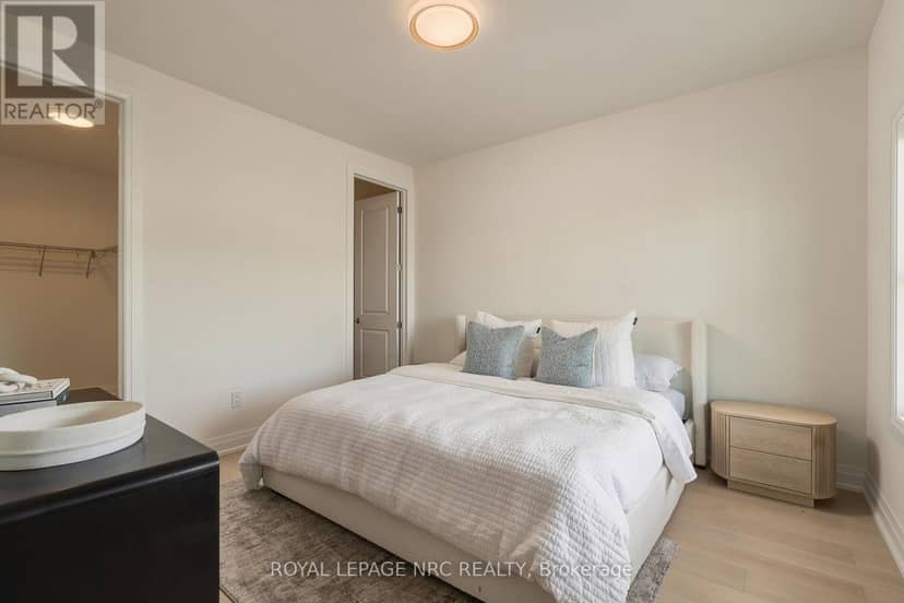 70 C - 586 Seneca Drive — photo 18 of 25