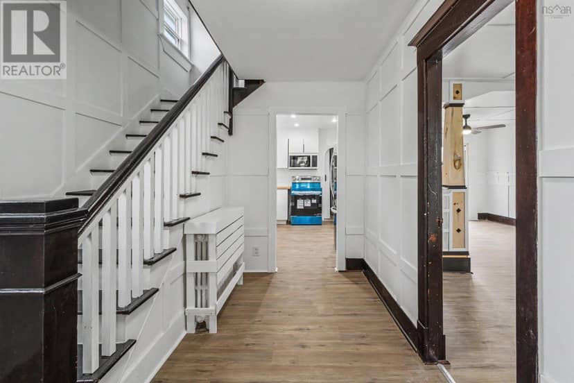 3481 Ellsworth Avenue — photo 12 of 35