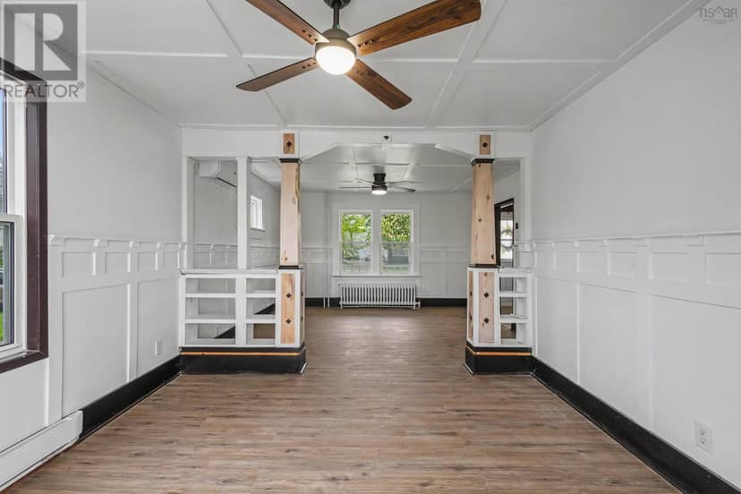 3481 Ellsworth Avenue — photo 18 of 35