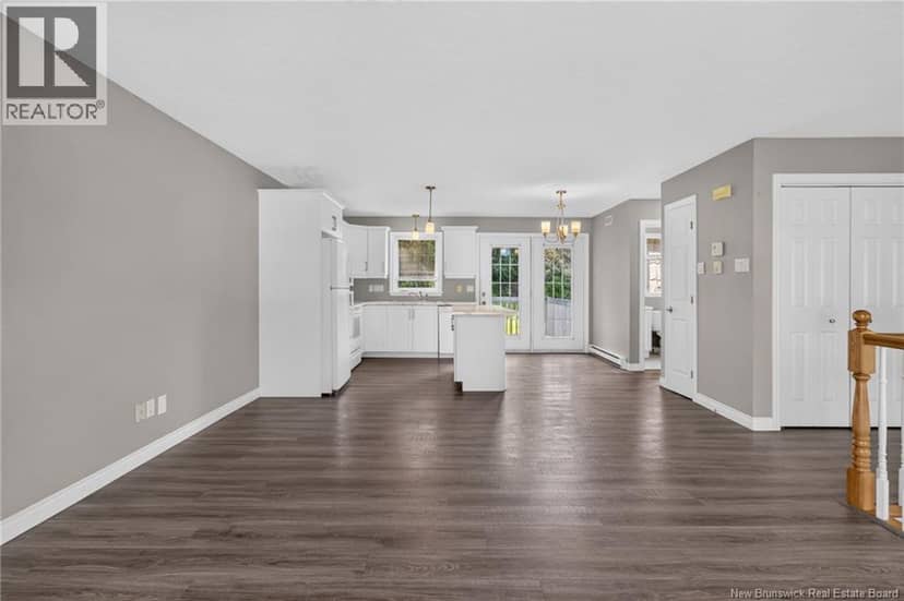 126 Bahama Street — photo 5 of 30