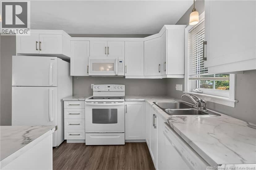 126 Bahama Street — photo 8 of 30