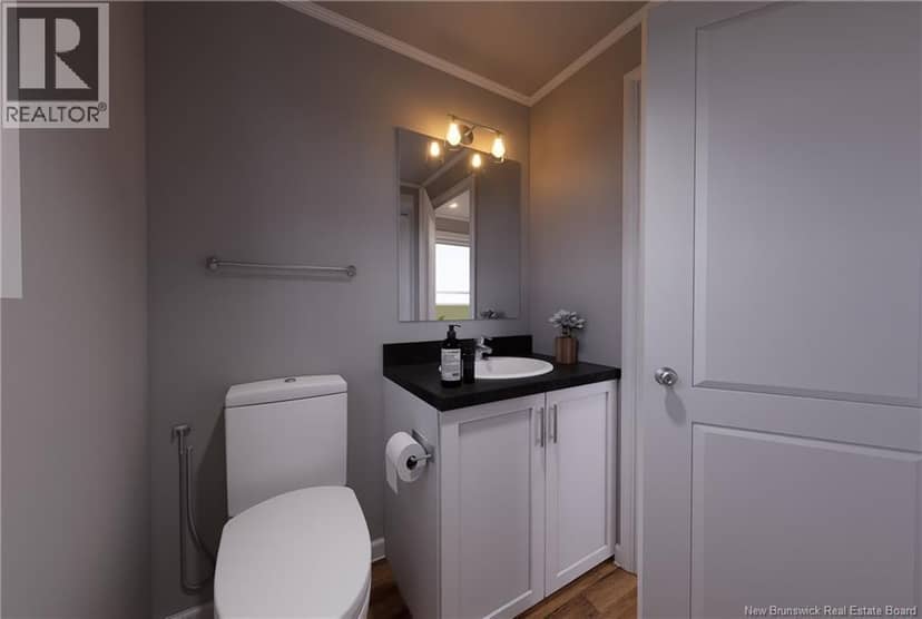 95 River East Drive — photo 14 of 36