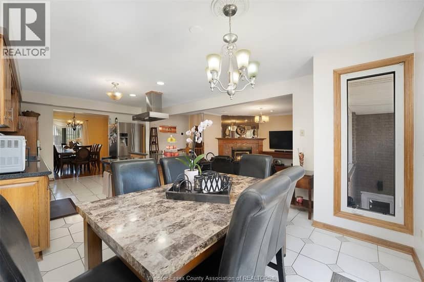 12339 Funaro Crescent — photo 15 of 40