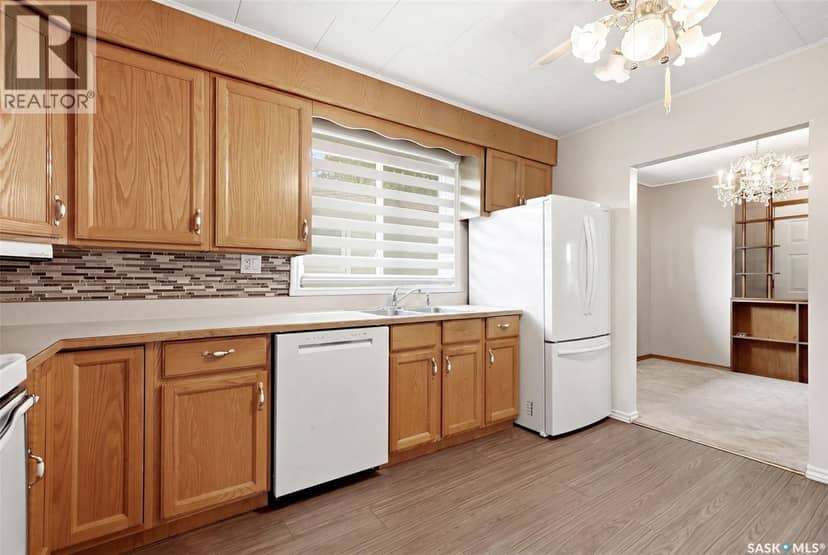 273 Angus STREET — photo 9 of 25