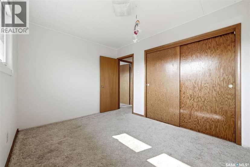 273 Angus STREET — photo 14 of 25