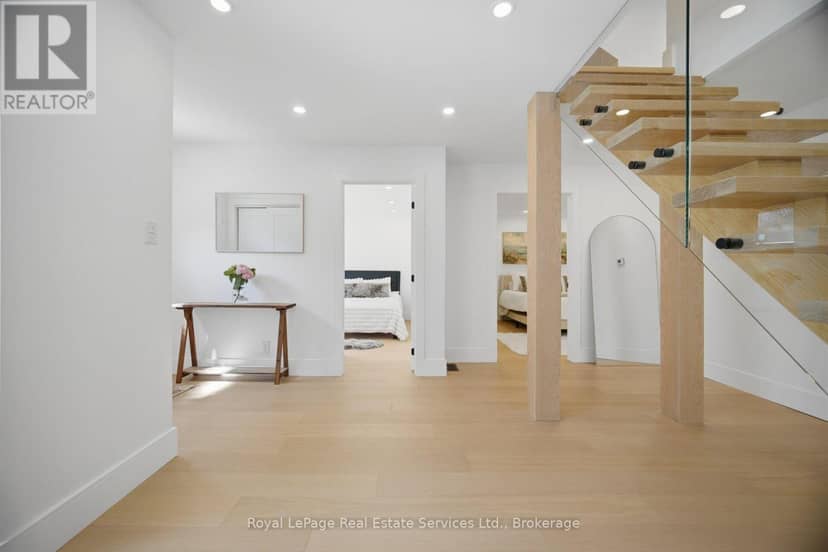 947 Glenwood Avenue — photo 18 of 40