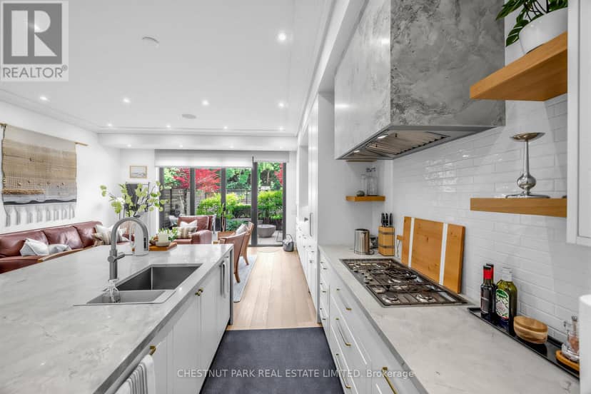 29 Oaklands Avenue — photo 9 of 35