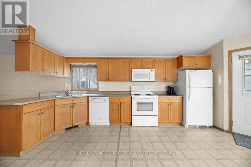 4 Birch Street — photo 10 of 40
