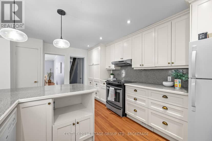 18 Pine Street — photo 25 of 40