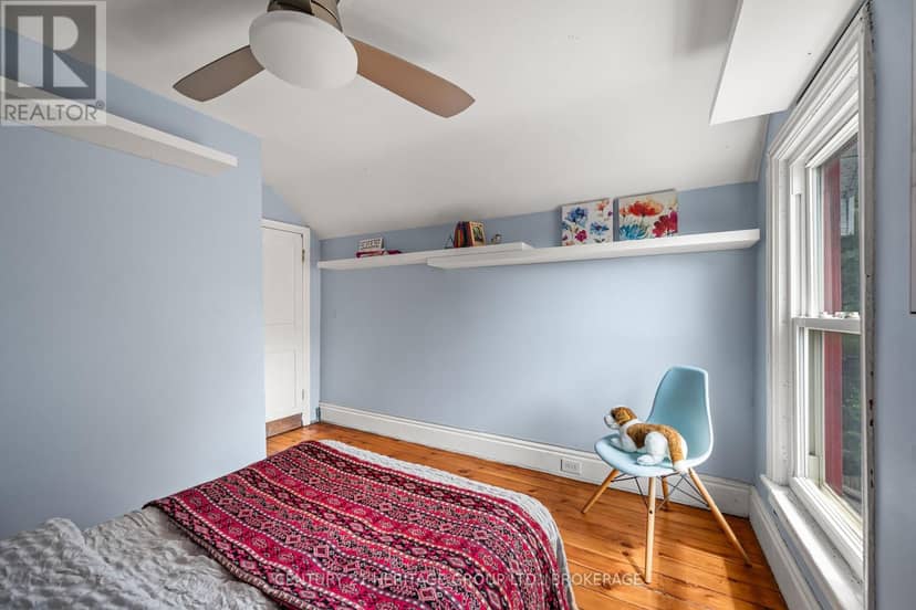 18 Pine Street — photo 4 of 40