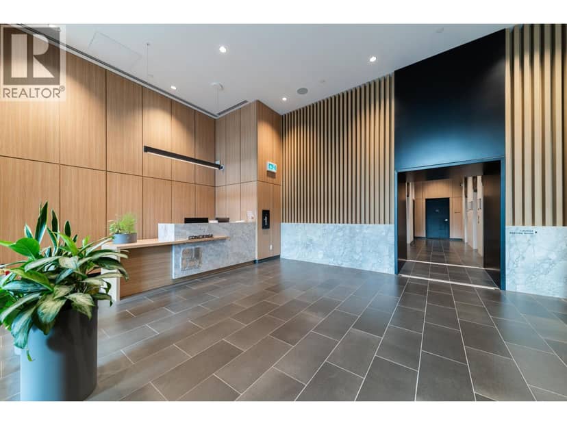 302 3833 EVERGREEN PLACE, Burnaby, photo 3