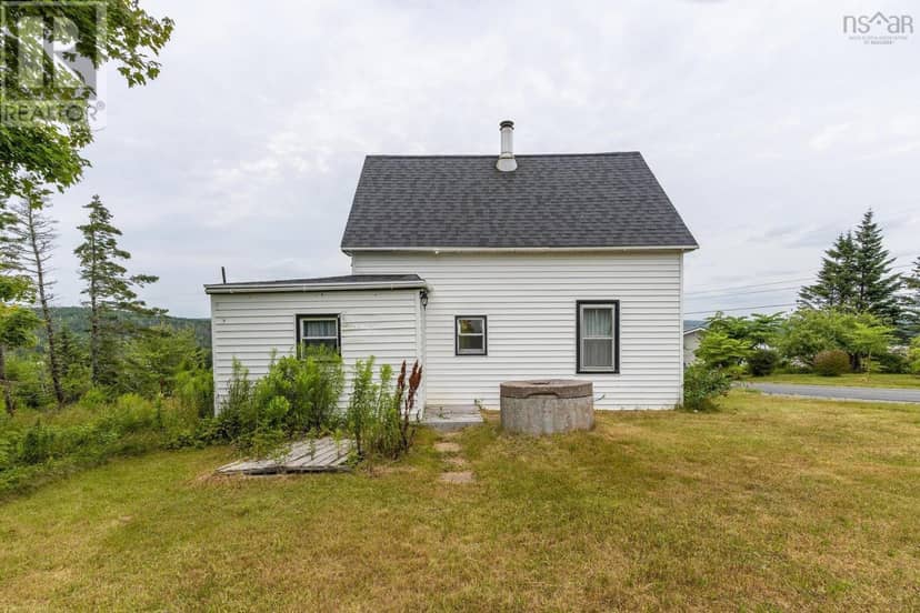 140 Hartling Road — photo 13 of 40
