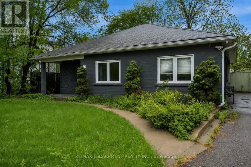 16 Woodward Avenue — photo 2 of 35