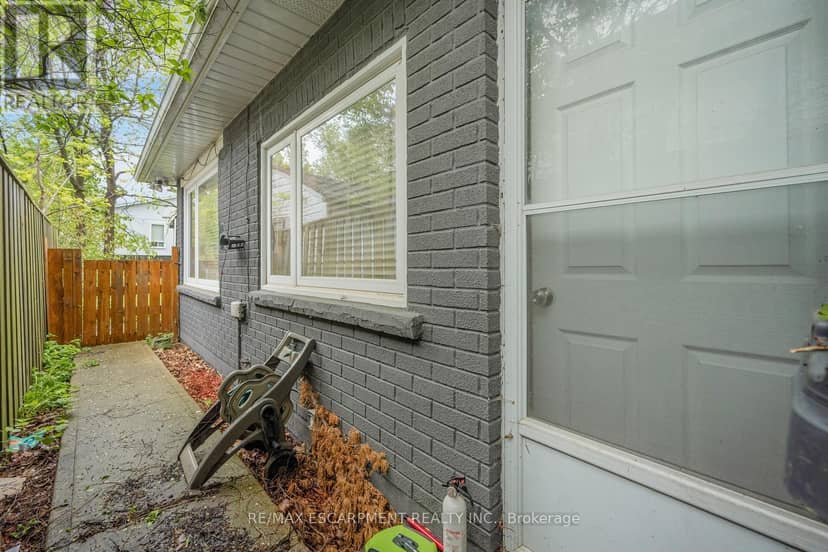 16 Woodward Avenue — photo 33 of 35