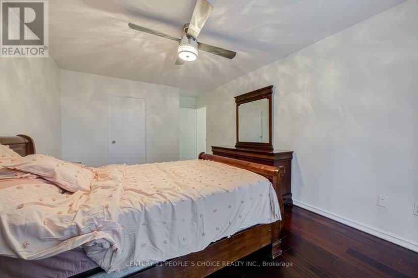 207 - 1 Four Winds Drive — photo 29 of 40