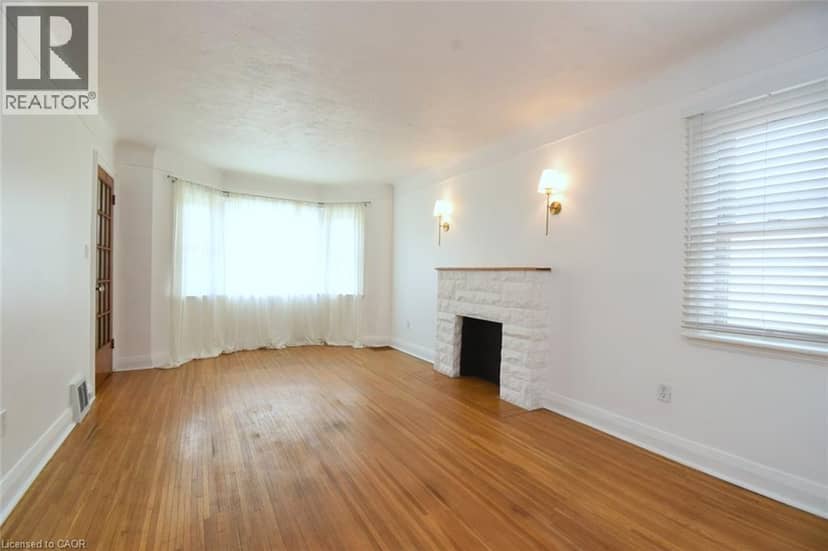 575 UPPER WENTWORTH Street — photo 8 of 33