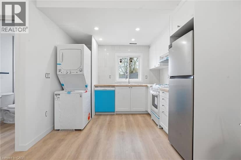 1049 GLENCAIRN Avenue — photo 4 of 29