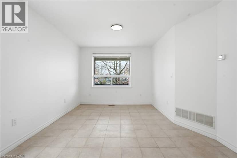 1049 GLENCAIRN Avenue — photo 9 of 29