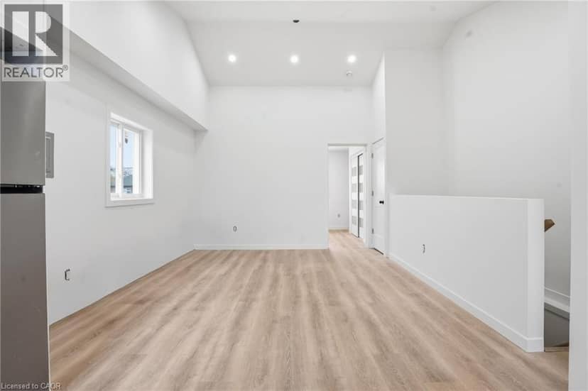1049 GLENCAIRN Avenue — photo 5 of 29