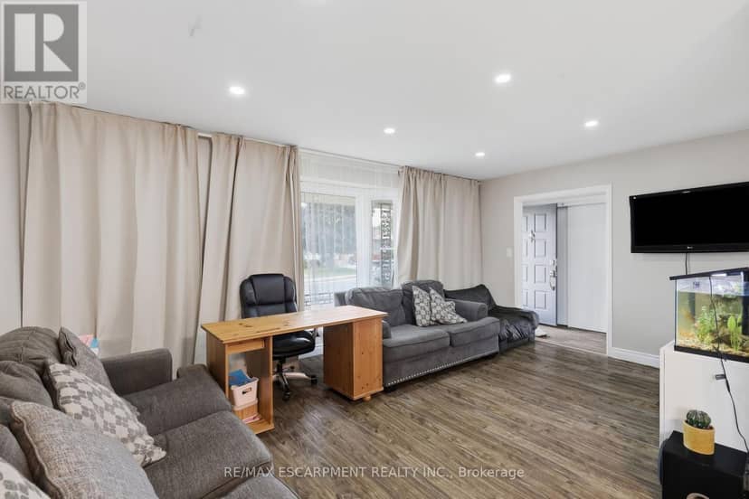 58 Vanier Place — photo 8 of 40