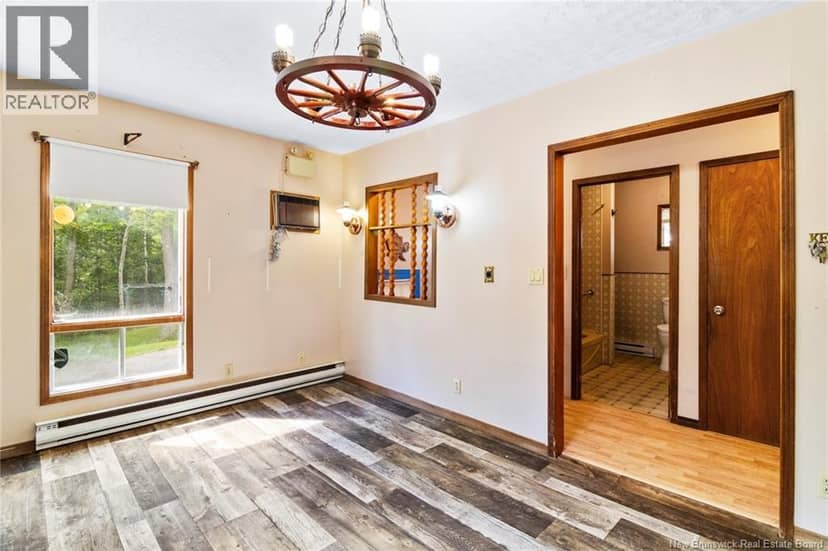 82 Chestnut Street, Minto, photo 5