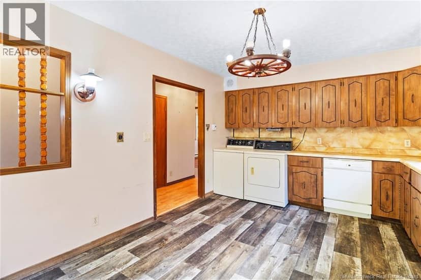 82 Chestnut Street, Minto, photo 6