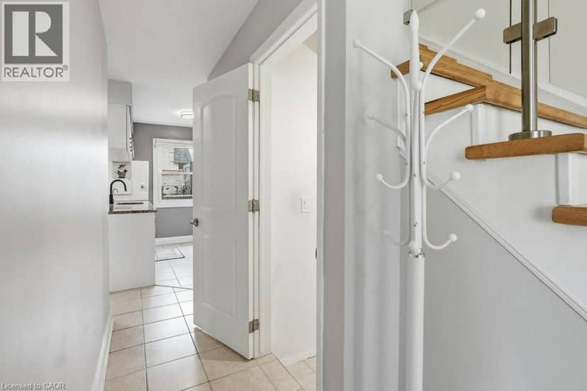 1402 GHENT Avenue — photo 34 of 40