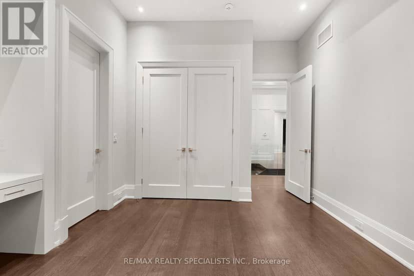95 Lord Seaton Road — photo 31 of 40