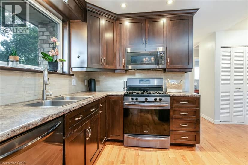 18 MAYBERRY Place — photo 18 of 40