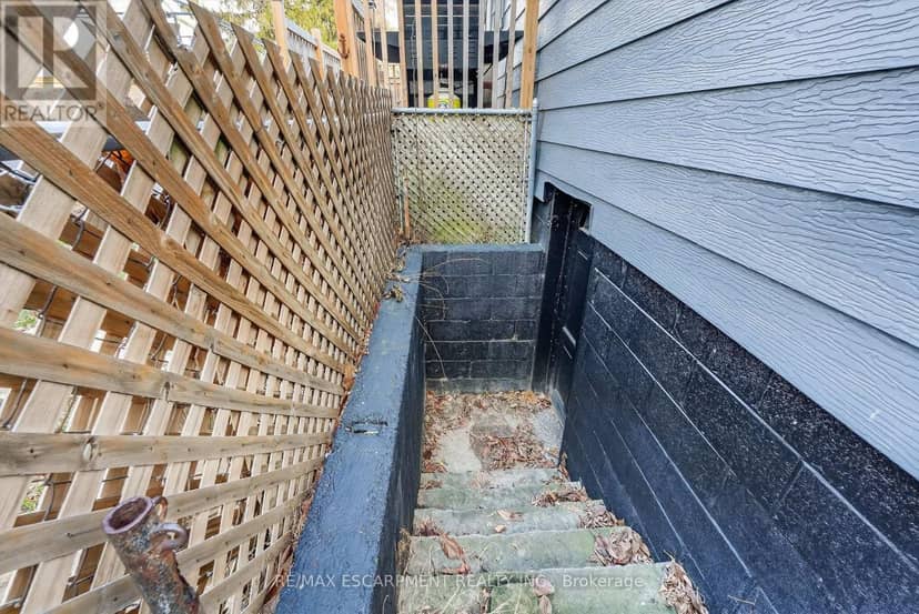 85 Grass Avenue — photo 24 of 28
