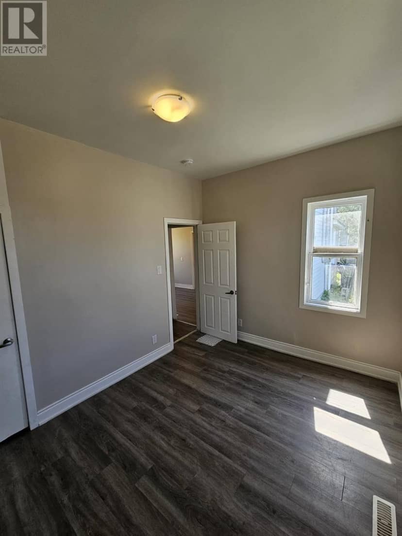23 Blucher ST — photo 5 of 19