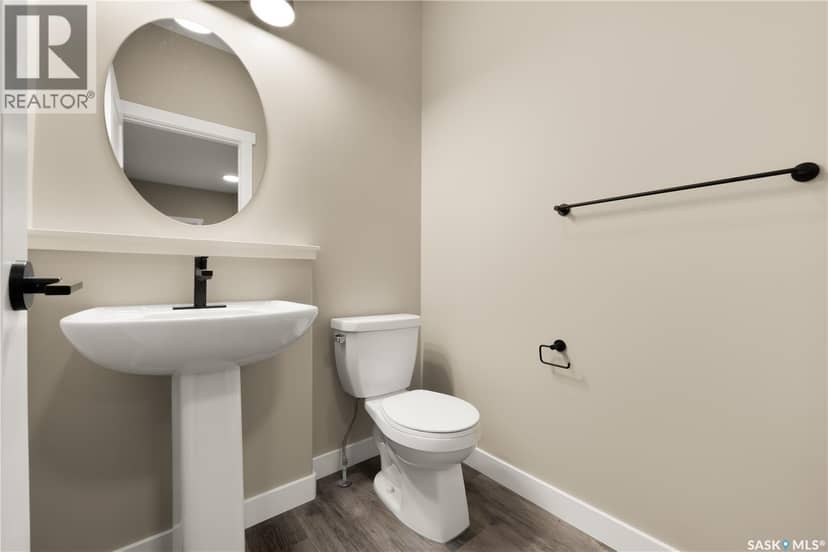 315 Veterans DRIVE — photo 17 of 38