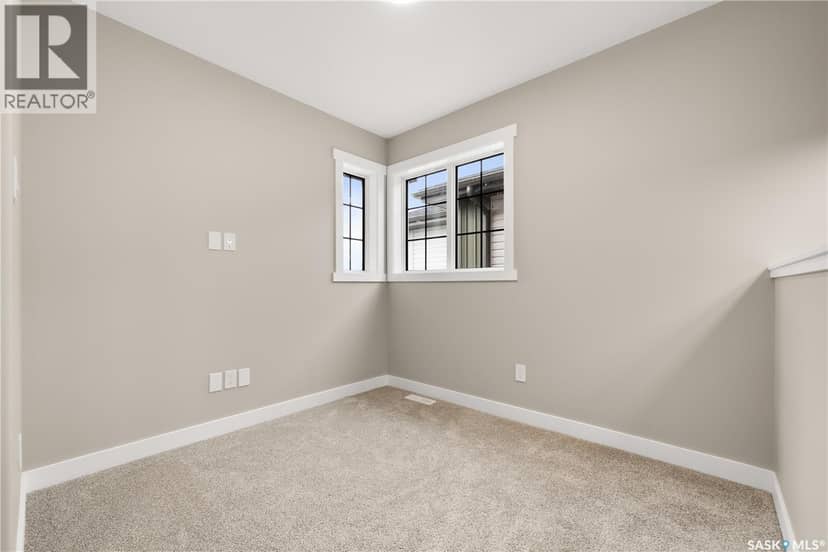 315 Veterans DRIVE — photo 35 of 38