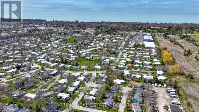 93 Shannon Boulevard — photo 35 of 35