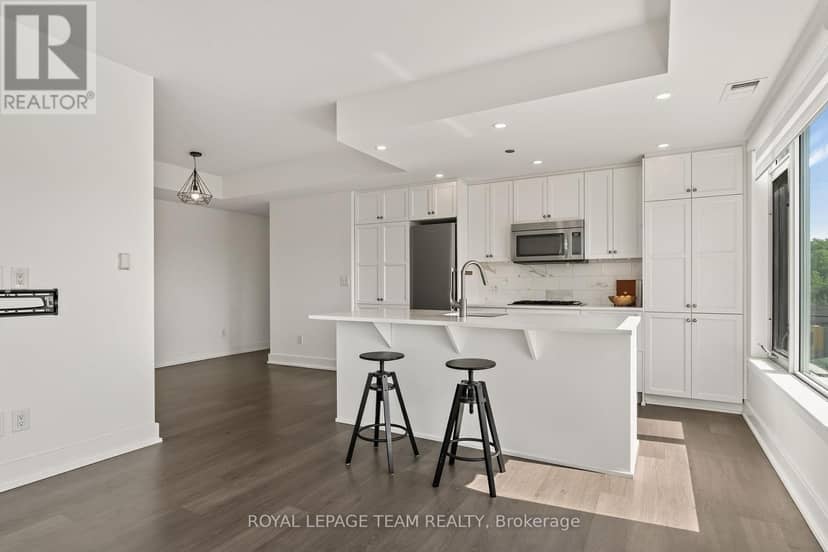506 - 7 Marquette Avenue — photo 10 of 37