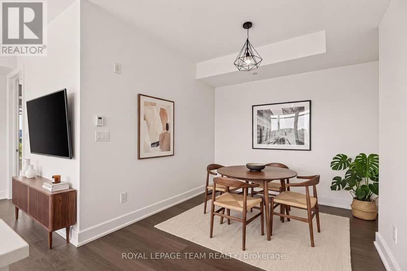 506 - 7 Marquette Avenue — photo 15 of 37
