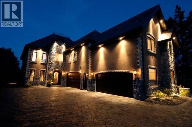 3517 Lakeshore Road, Kelowna
