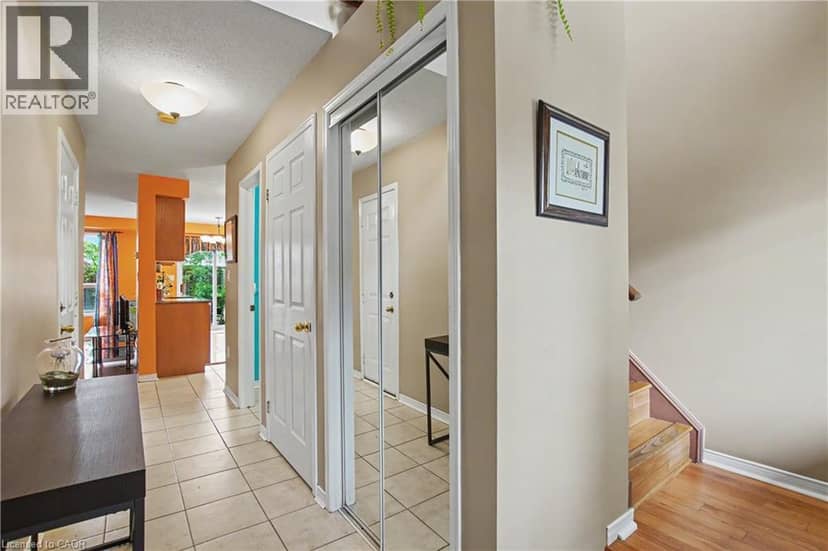 800 PARAMOUNT Drive Unit# 58, Hamilton, photo 6