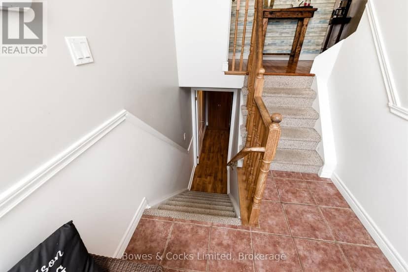 347 Middlefield Road — photo 28 of 40