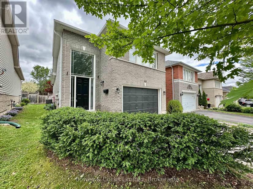 347 Middlefield Road — photo 3 of 40