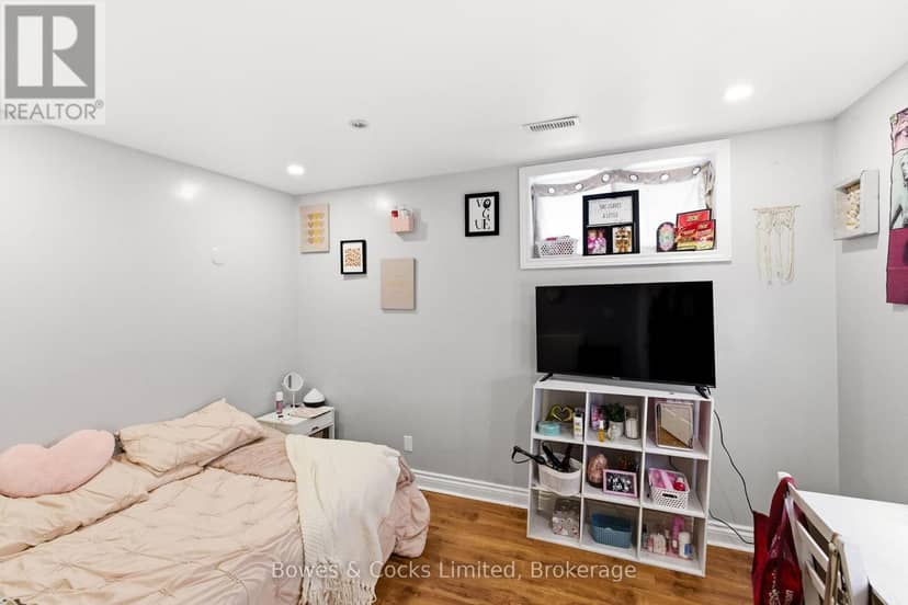 347 Middlefield Road — photo 35 of 40